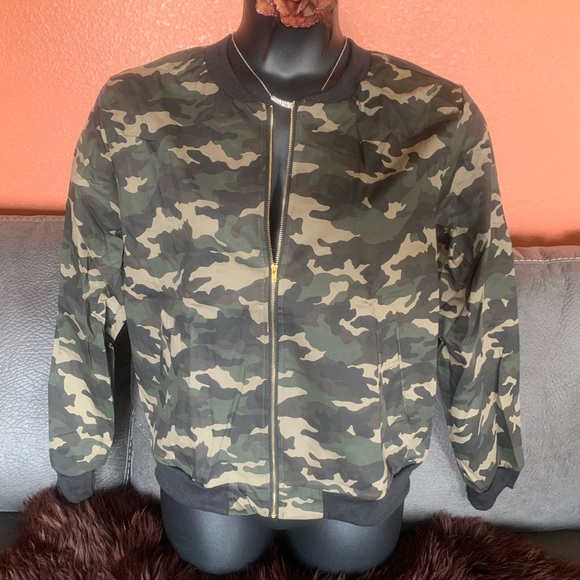 2xl Camo Bomber Jacket - Picture 4 of 9